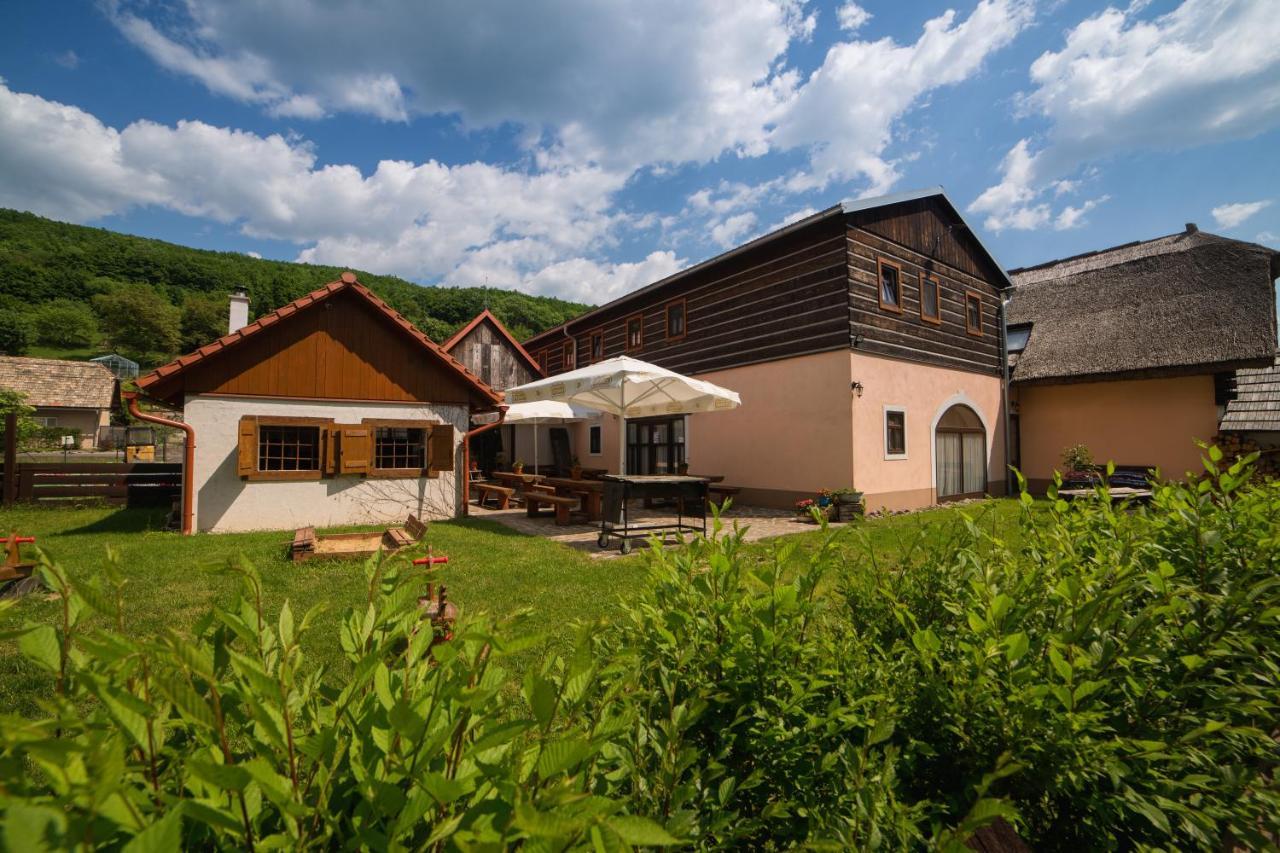 Penzion Stary Hostinec Banska Stiavnica Exterior photo